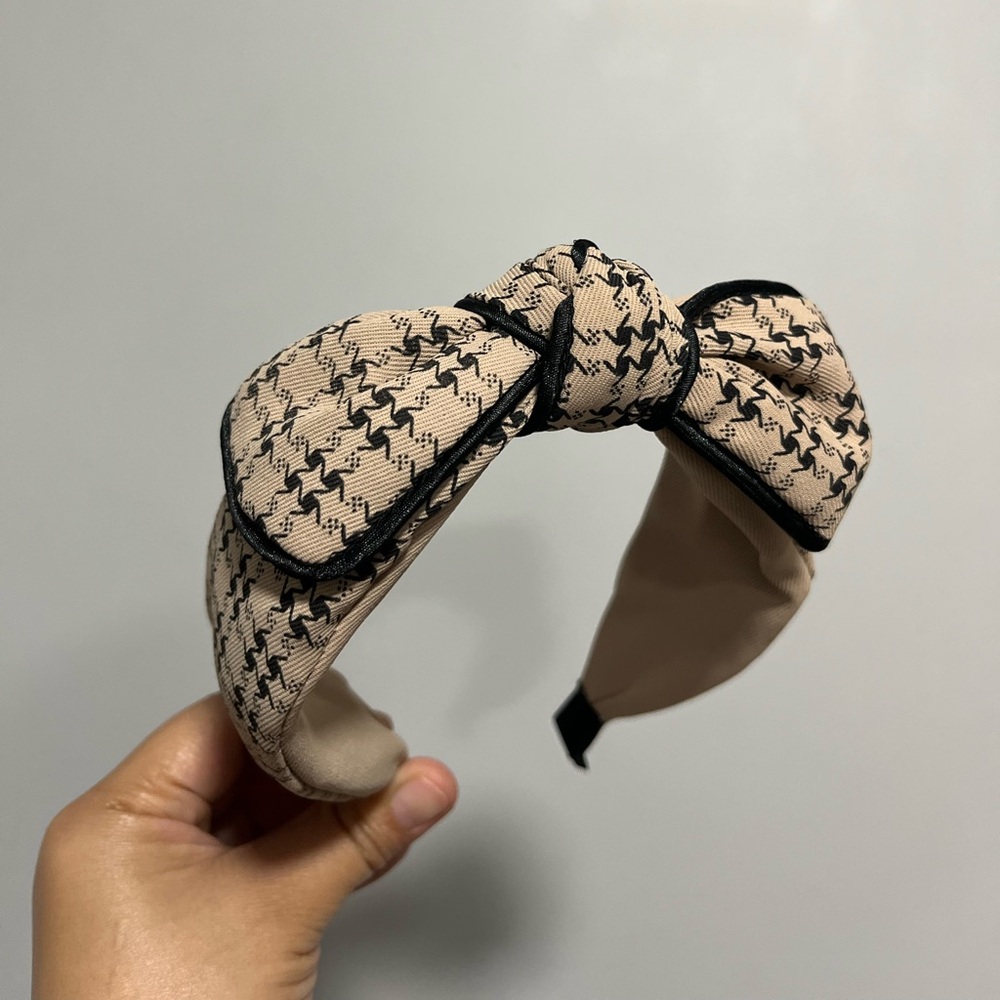 Beige and Black Houndstooth Headband